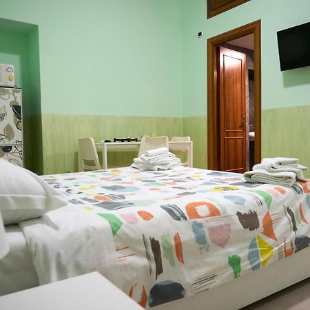On The Rainbow B&B Рим Екстер'єр фото